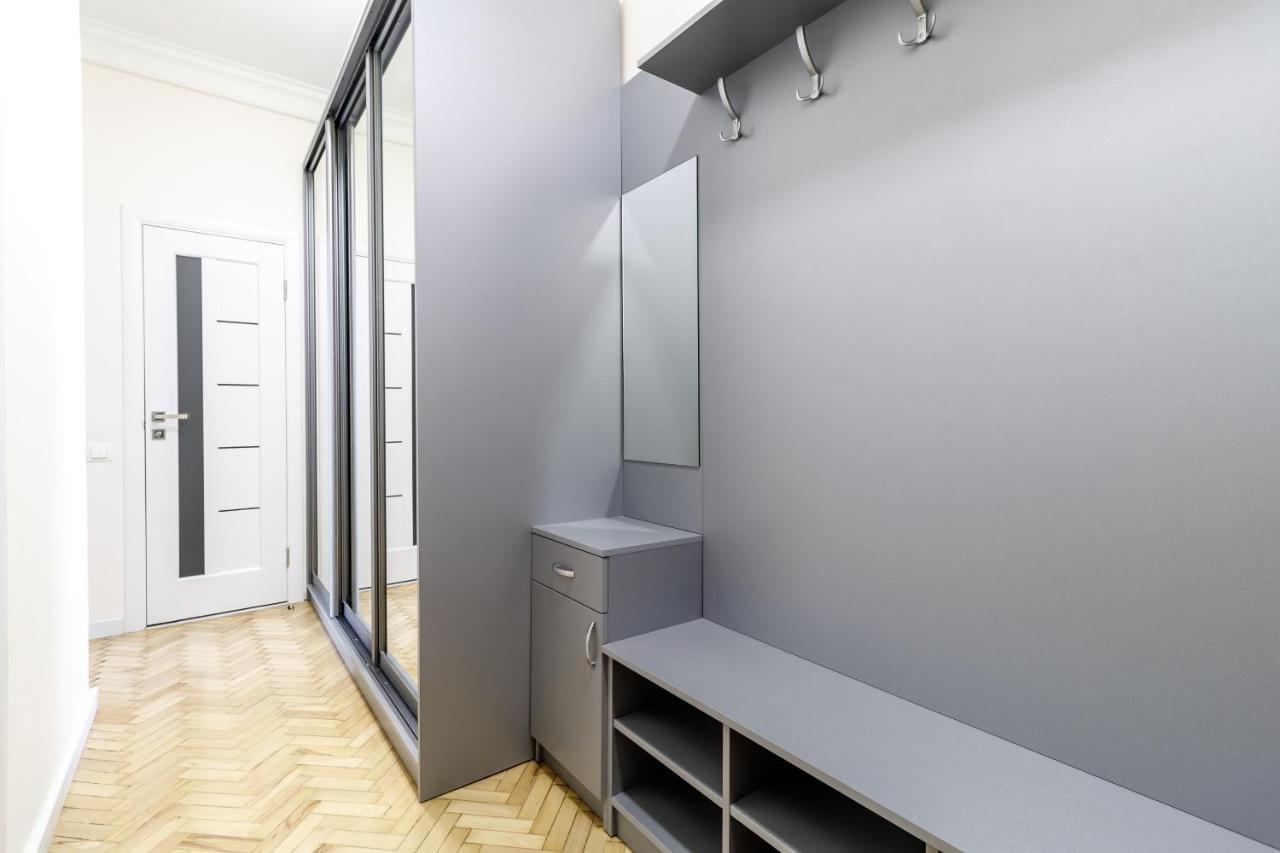 Inshiapartments On Liberty Avenue Lviv Exterior photo